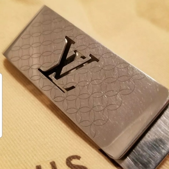 Louis Vuitton Other - Louis Vuitton money clip